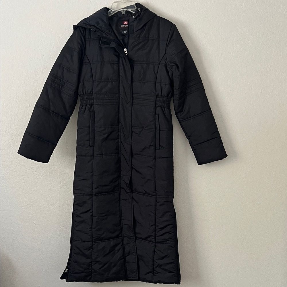 Like New! Echo Red Long Black Hooded Puffer Coat in Size M
